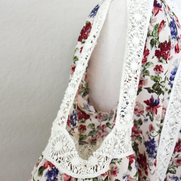 *Anthropologie* Maylou Open-Shoulder Floral Blouse, size XS. - Picture 8 of 9